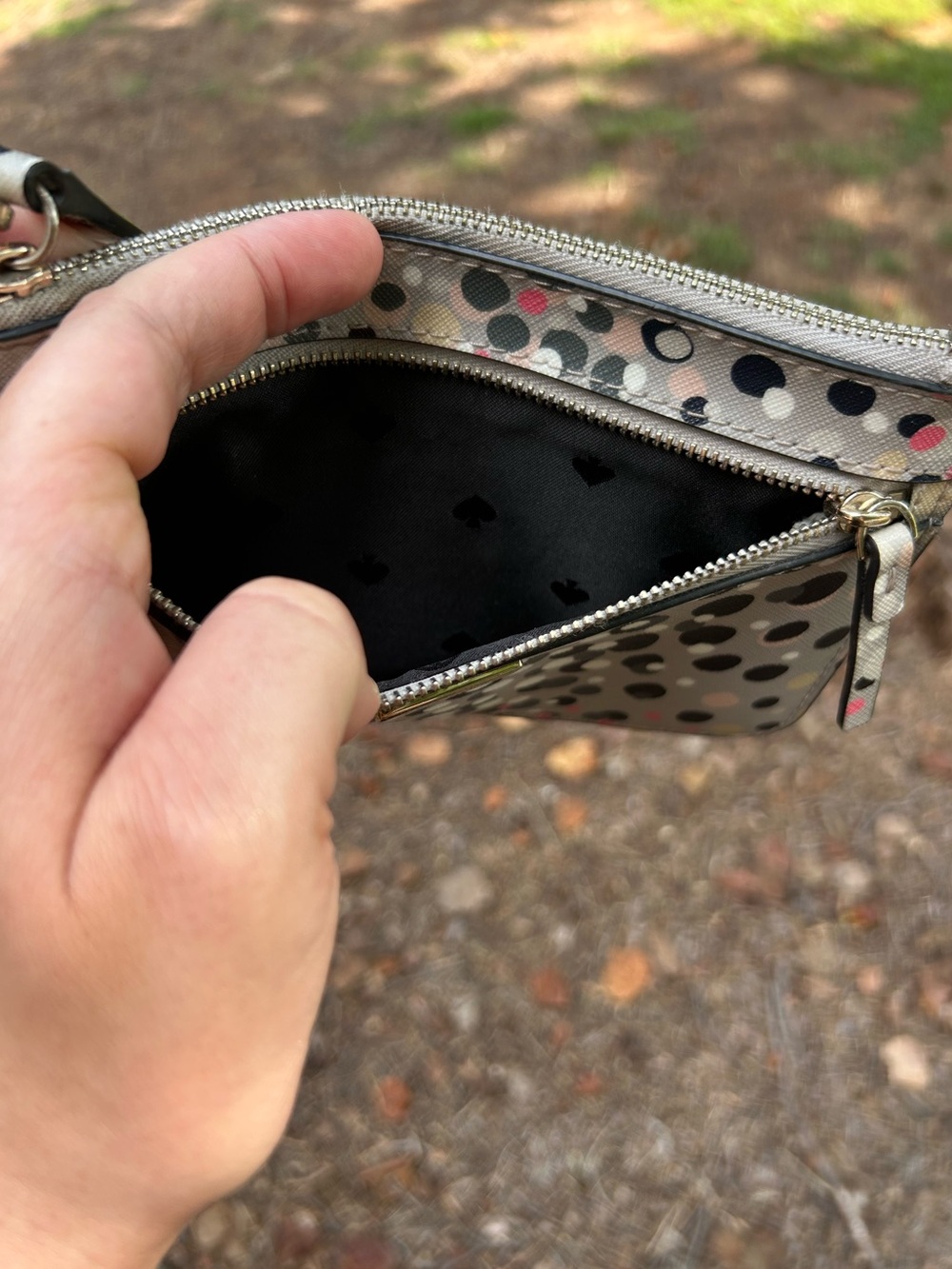 Kate Spade New York Confetti Dot Wristlet Clutch Gray Pink Black - Picture 3 of 5